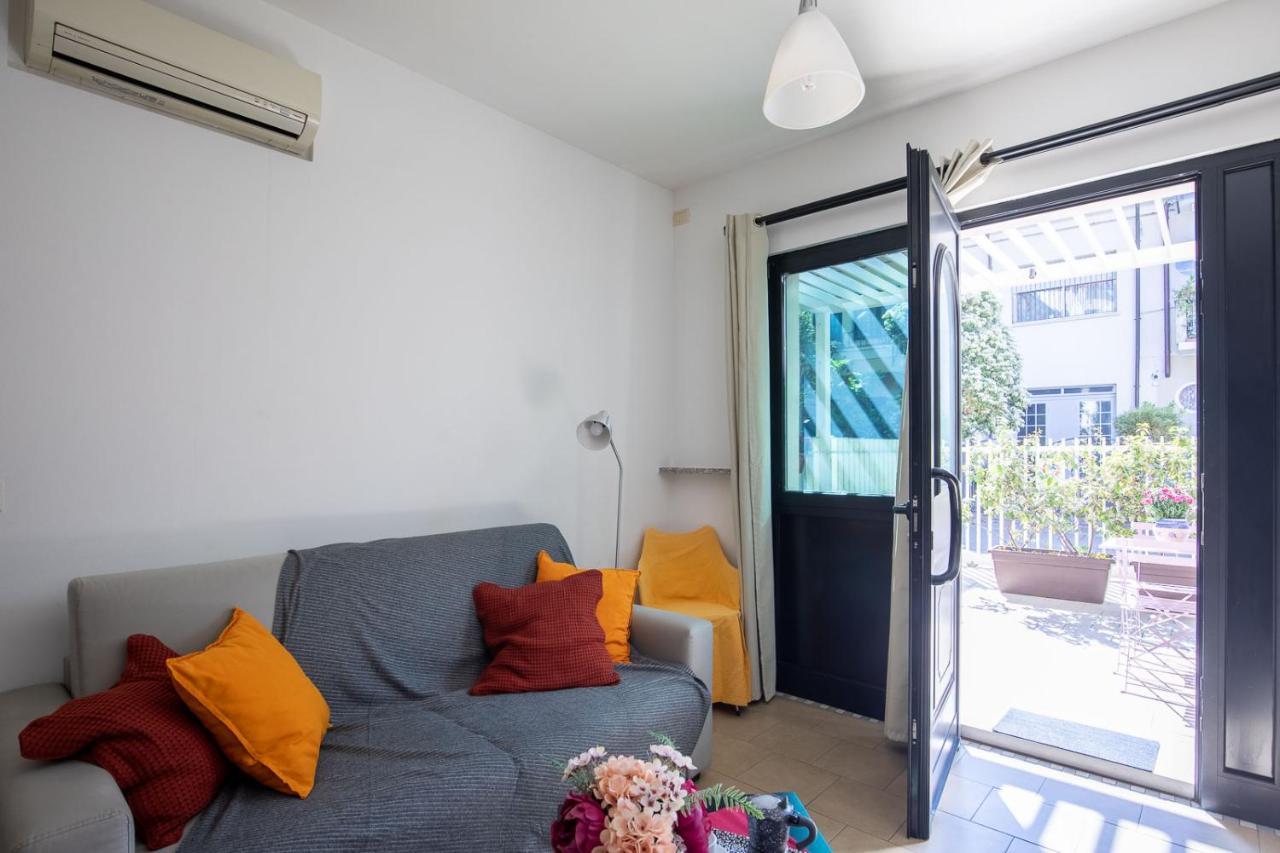 Romantico Open Space A 3Min Dalla Spiaggia - Homeunity Ρίμινι Εξωτερικό φωτογραφία